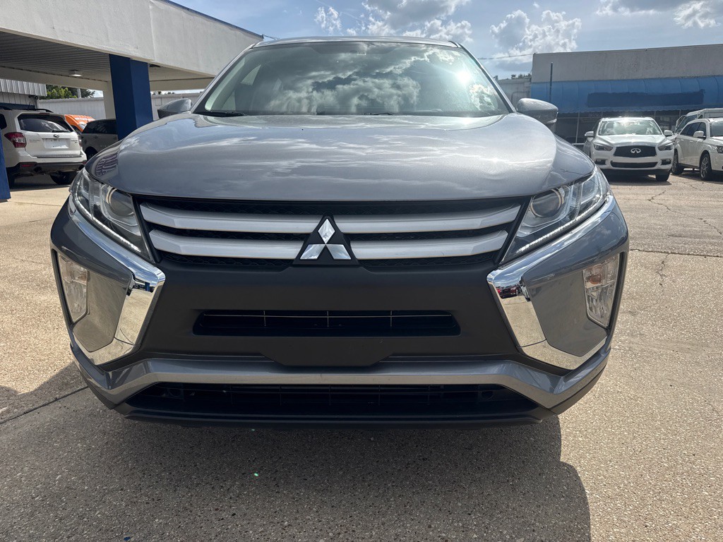 2020 Mitsubishi Eclipse Image 3