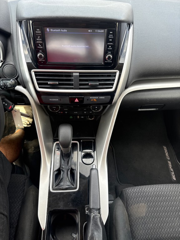 2020 Mitsubishi Eclipse Image 16