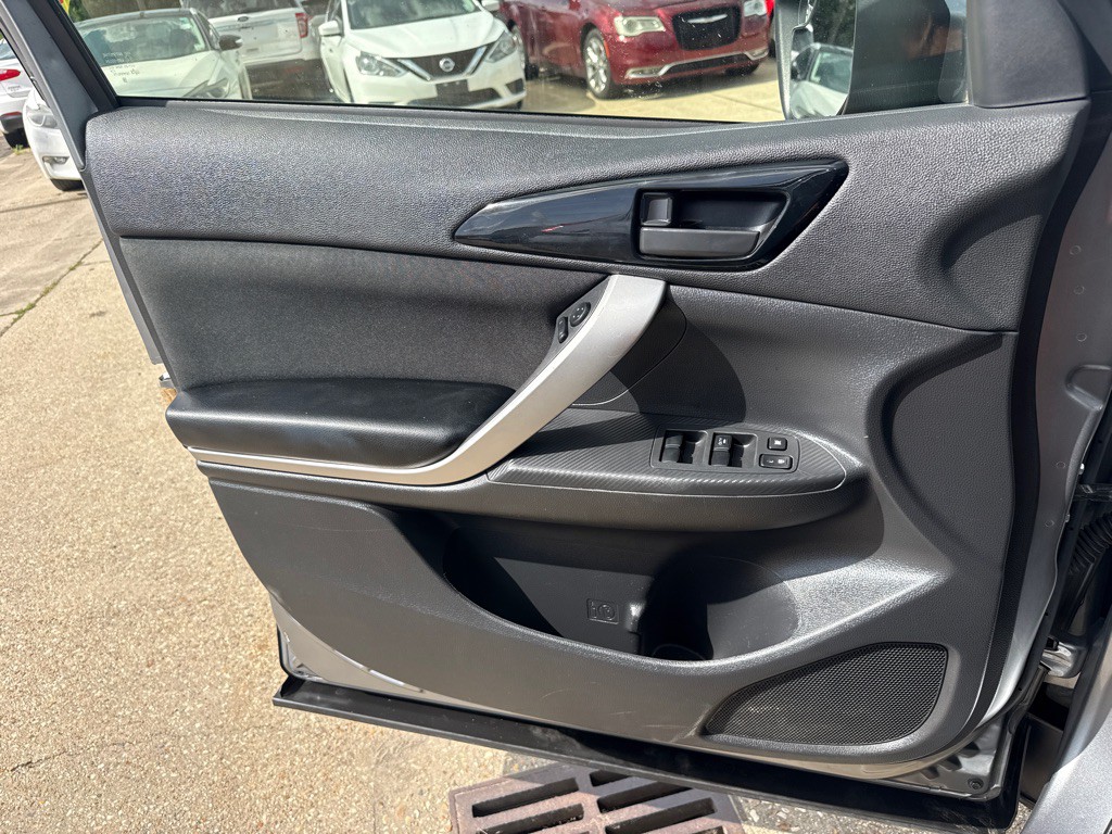 2020 Mitsubishi Eclipse Image 22