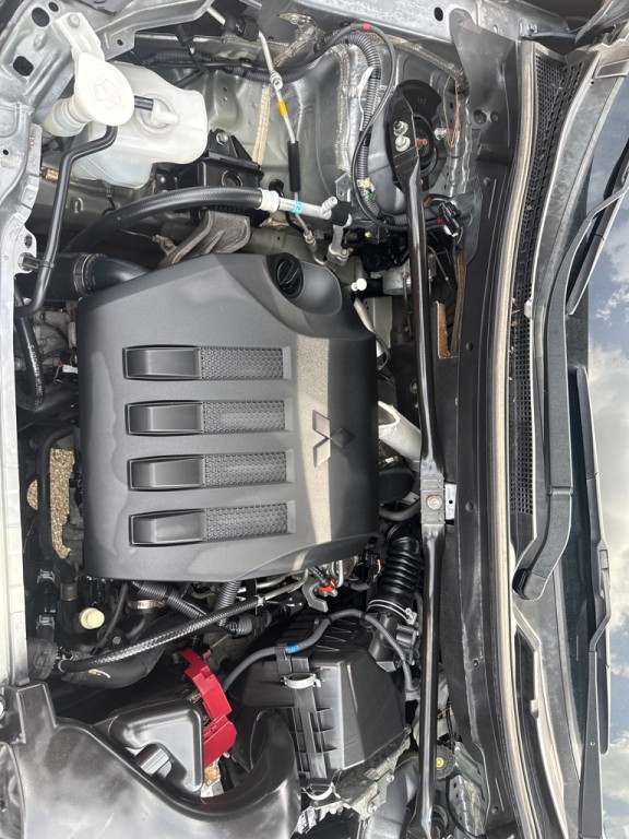 2020 Mitsubishi Eclipse Image 36