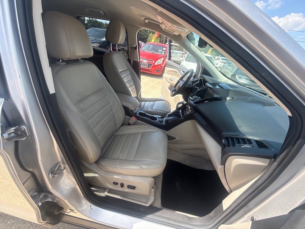 2016 Ford Escape Image 29