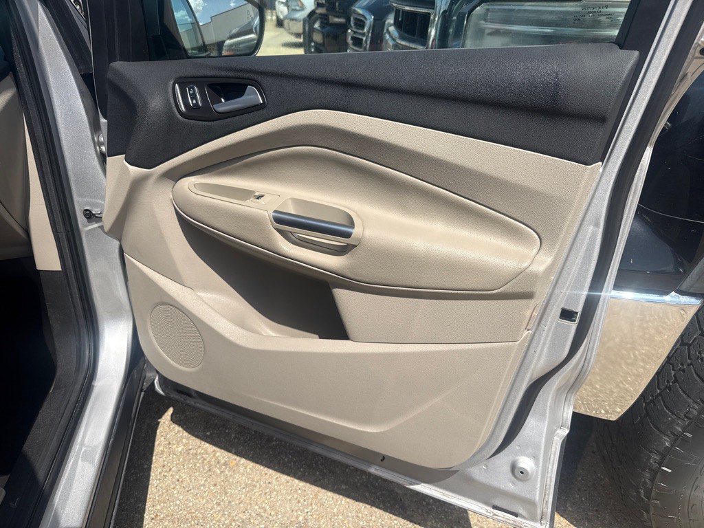2016 Ford Escape Image 30