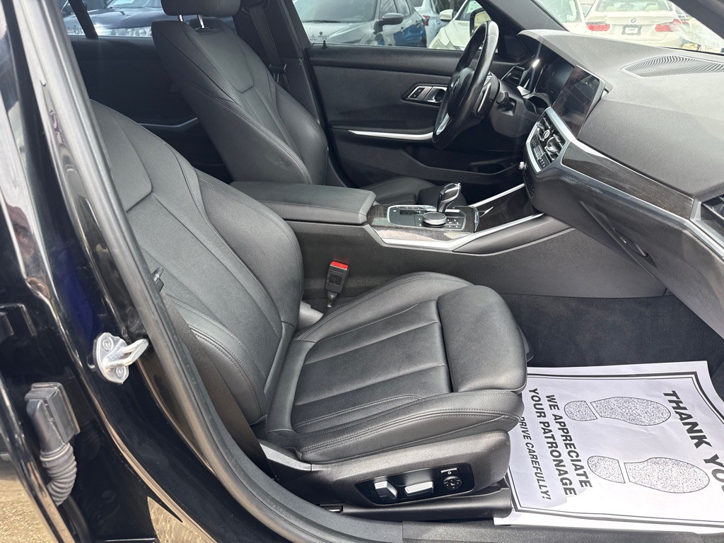 2019 BMW 3 Series Image 27