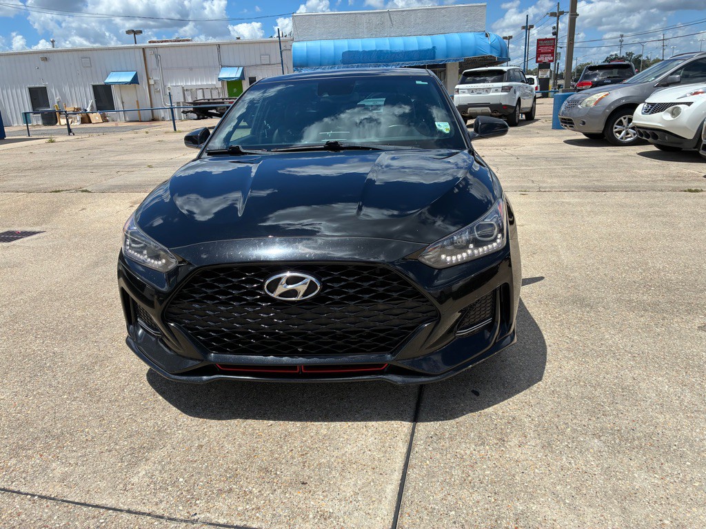 2020 Hyundai Veloster Image 2