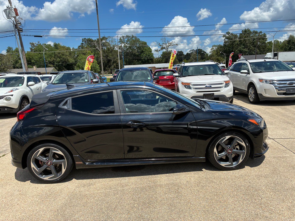 2020 Hyundai Veloster Image 4