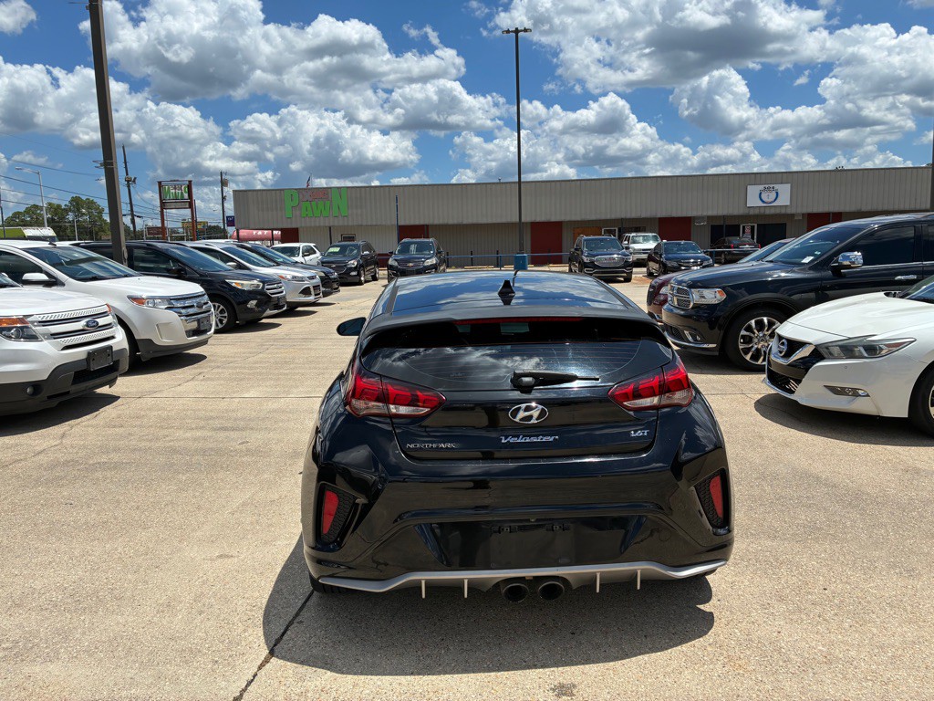 2020 Hyundai Veloster Image 6
