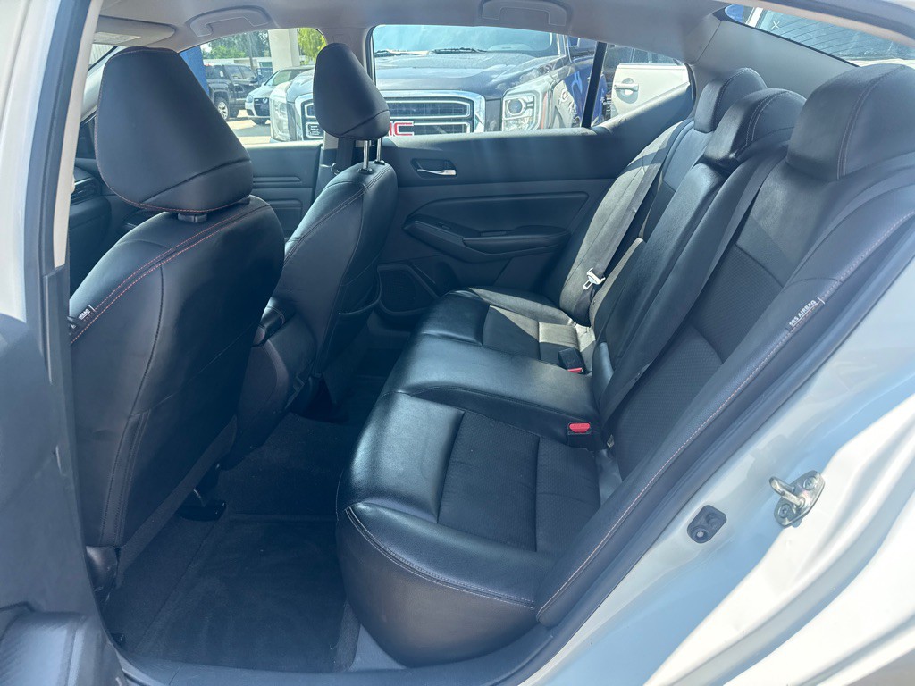 2022 Nissan Altima Image 12