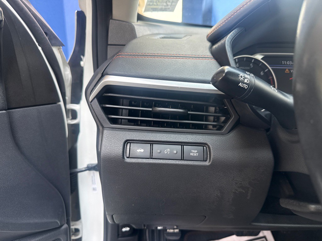 2022 Nissan Altima Image 17