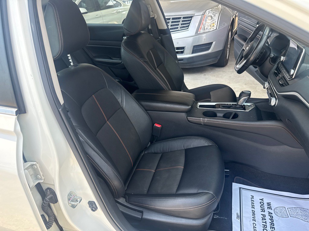 2022 Nissan Altima Image 26