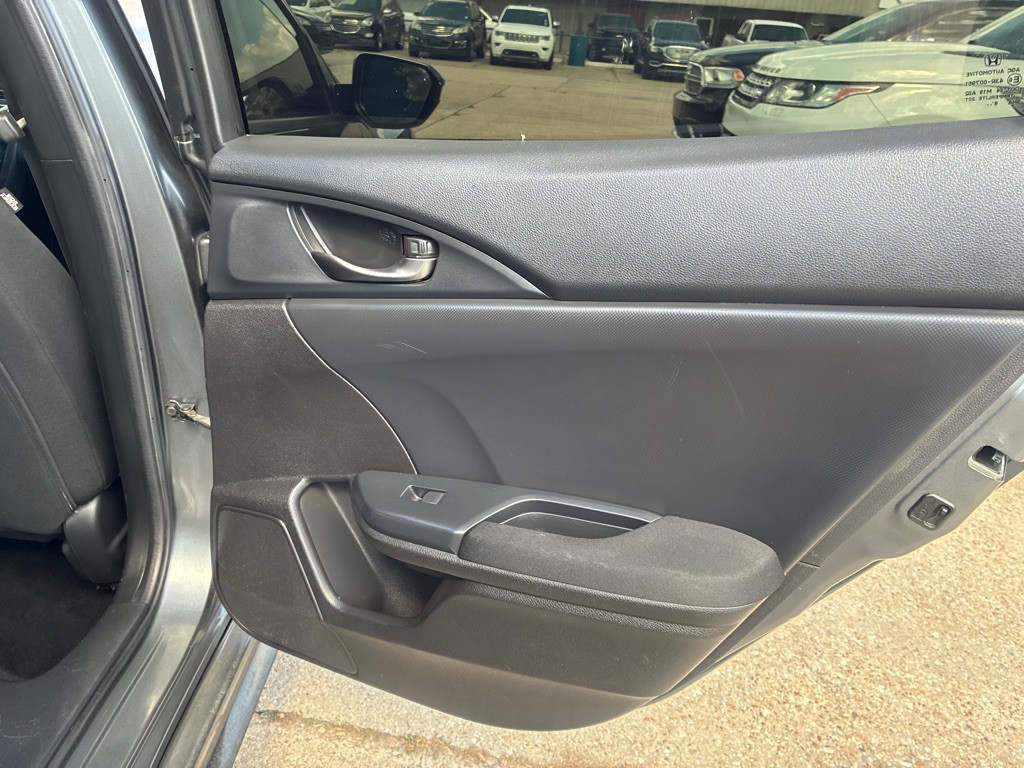 2019 Honda Civic Image 19