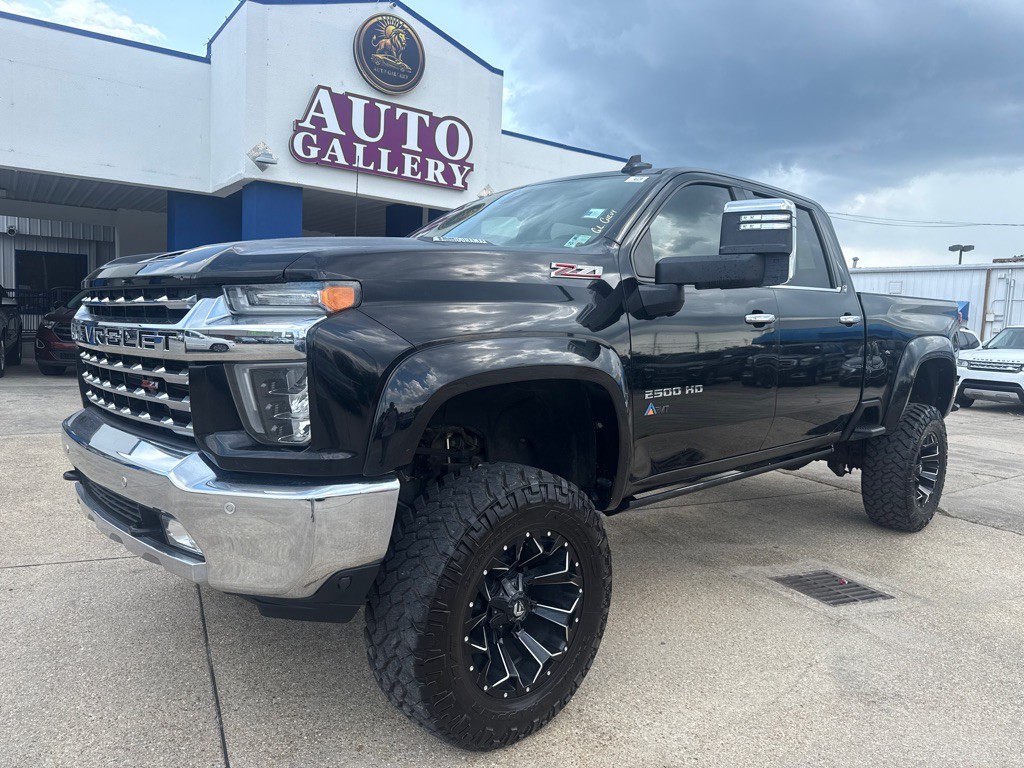 2020 Chevrolet Silverado 1500 Image 2
