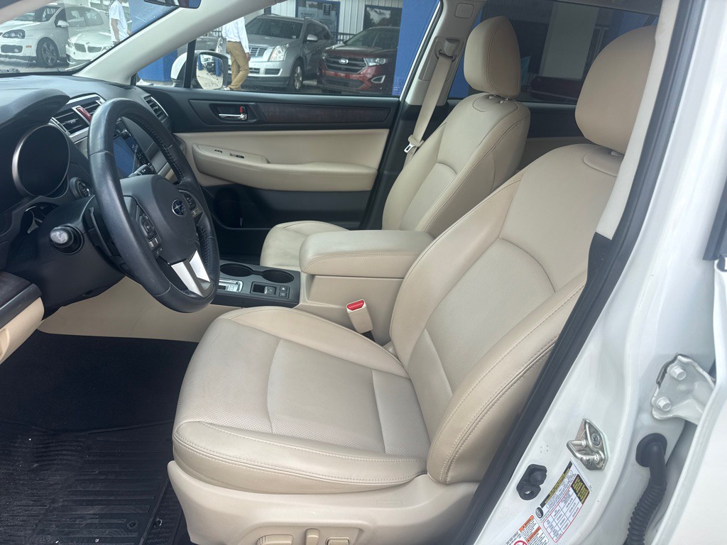 2017 Subaru Outback Image 10