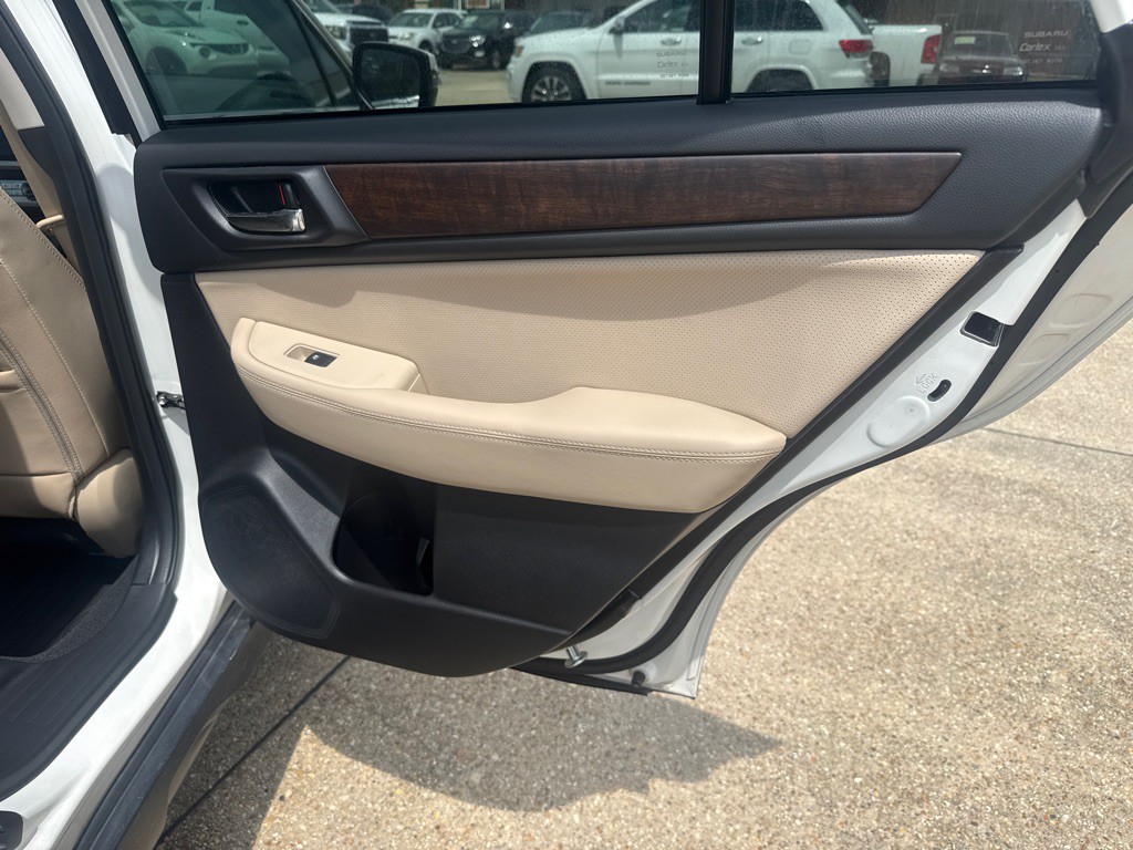 2017 Subaru Outback Image 29