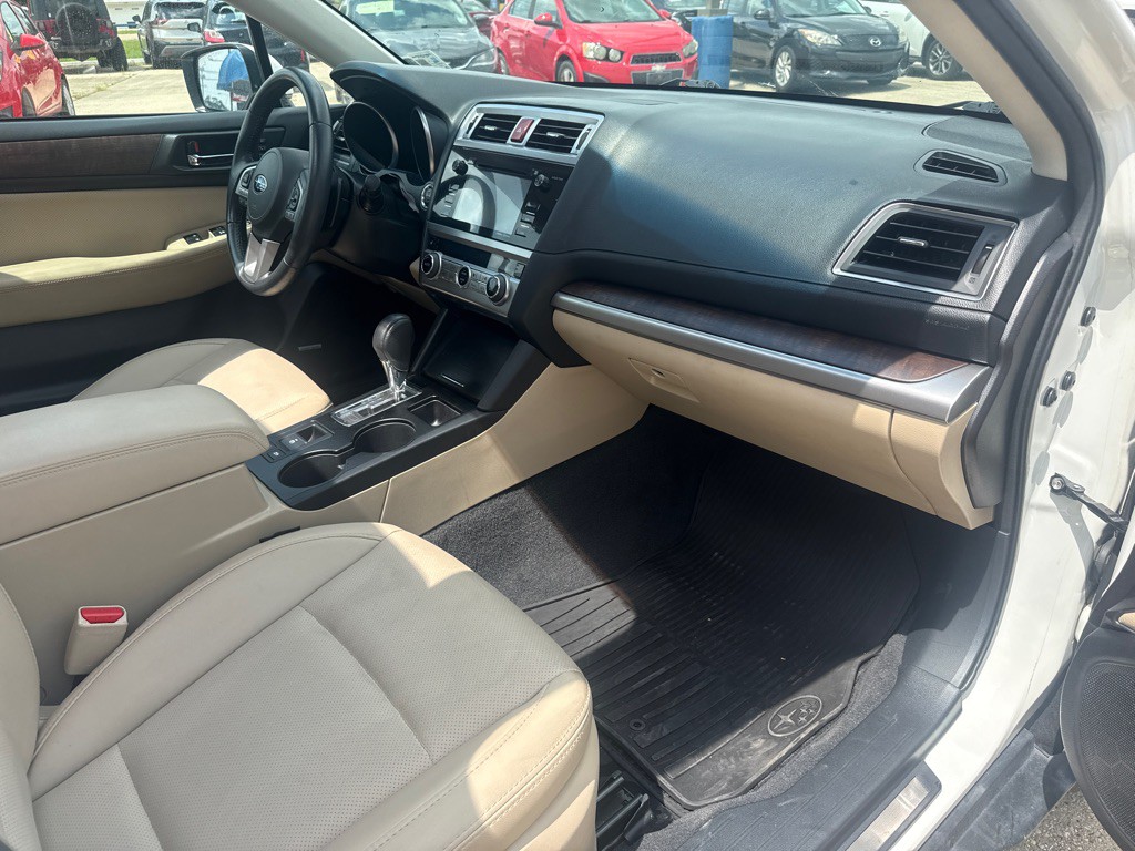 2017 Subaru Outback Image 30