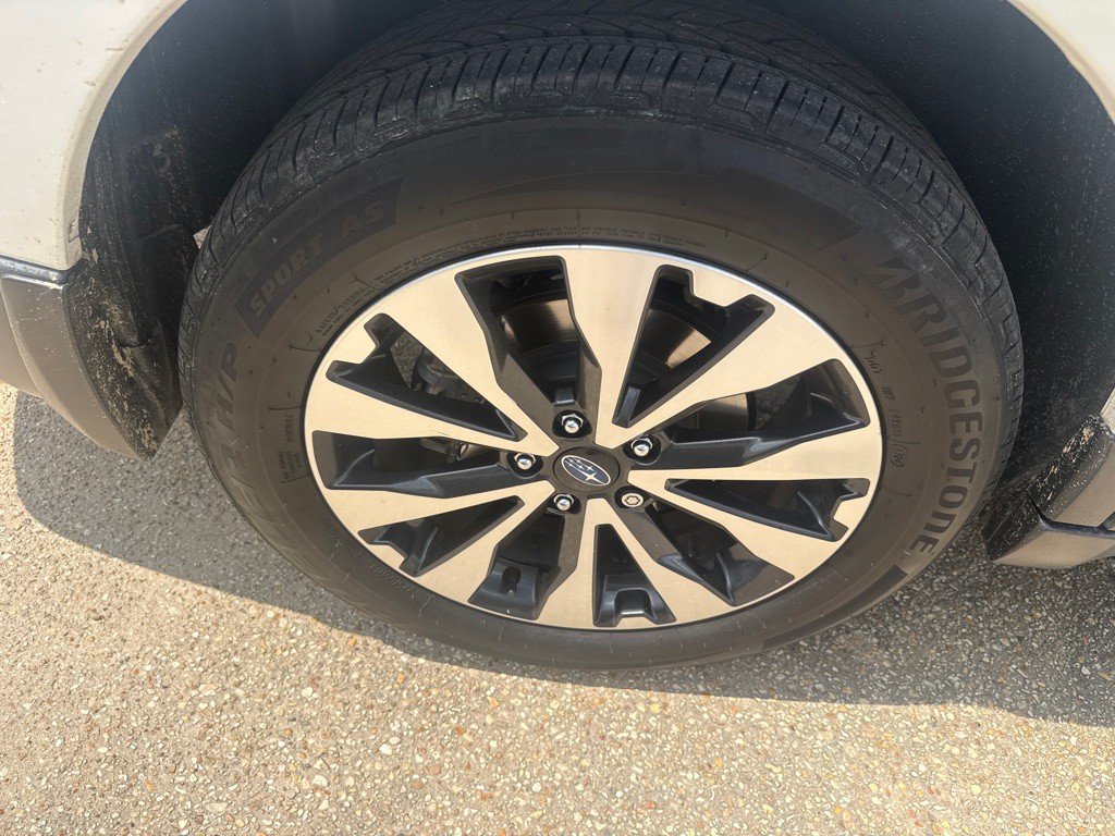 2017 Subaru Outback Image 34