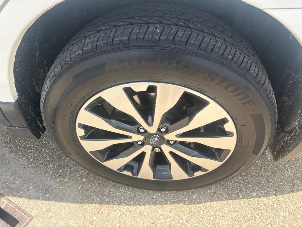 2017 Subaru Outback Image 35