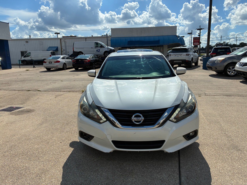 2016 Nissan Altima Image 2