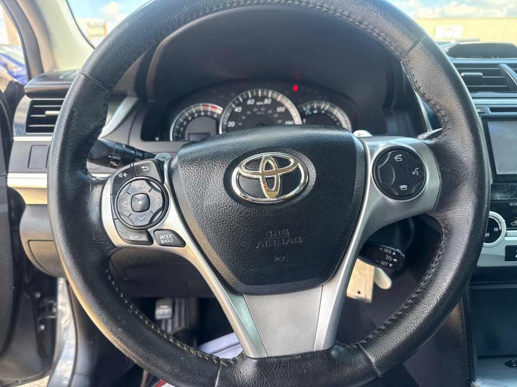 2012 Toyota Camry Image 15