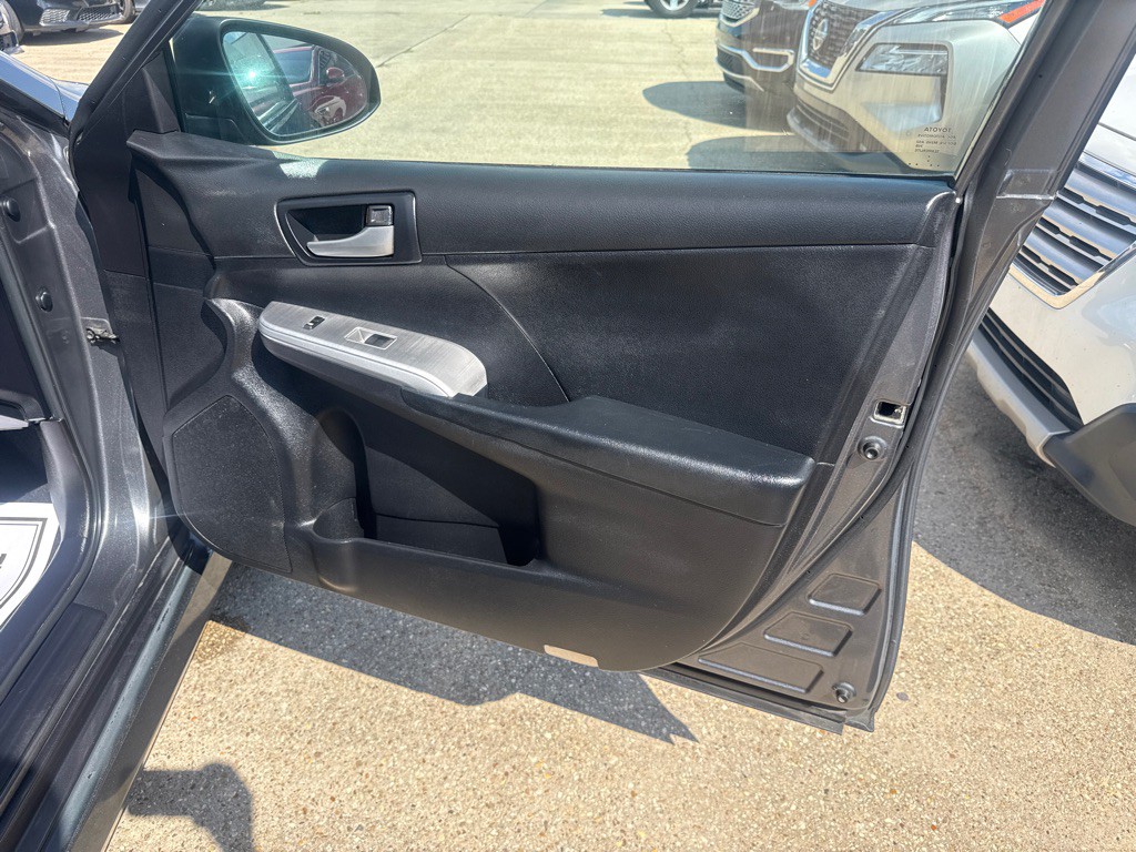 2012 Toyota Camry Image 24
