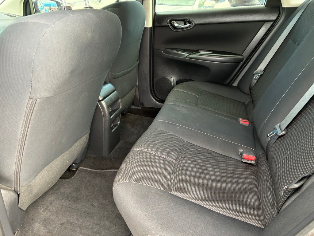 2018 Nissan Sentra Image 13