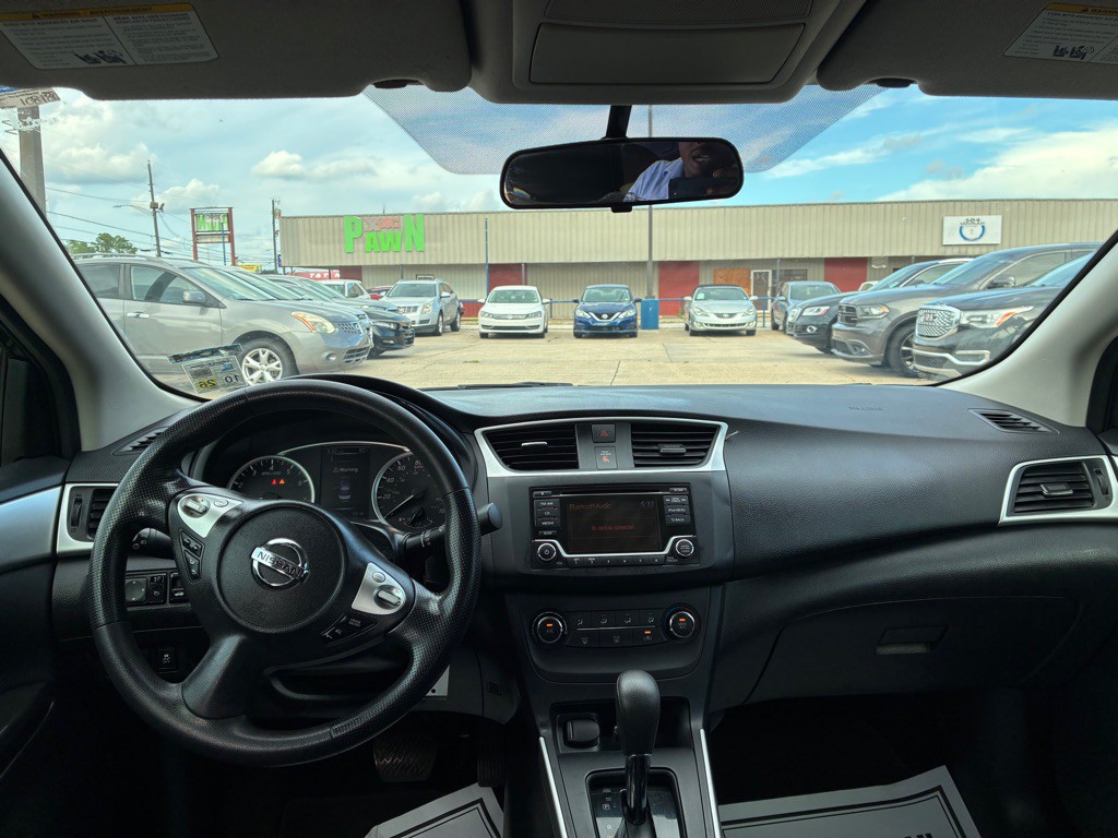 2018 Nissan Sentra Image 14