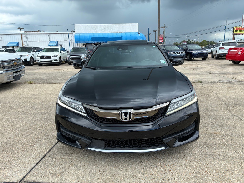 2017 Honda Accord Image 2