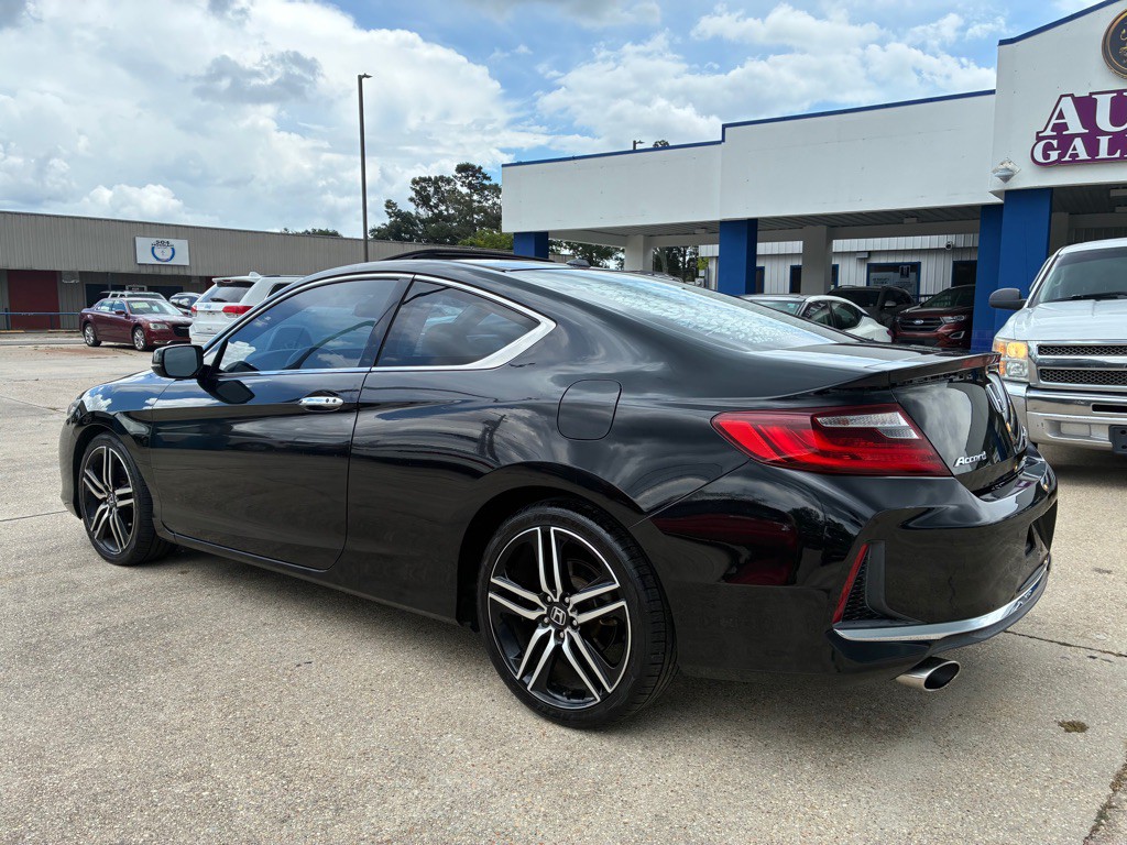 2017 Honda Accord Image 8