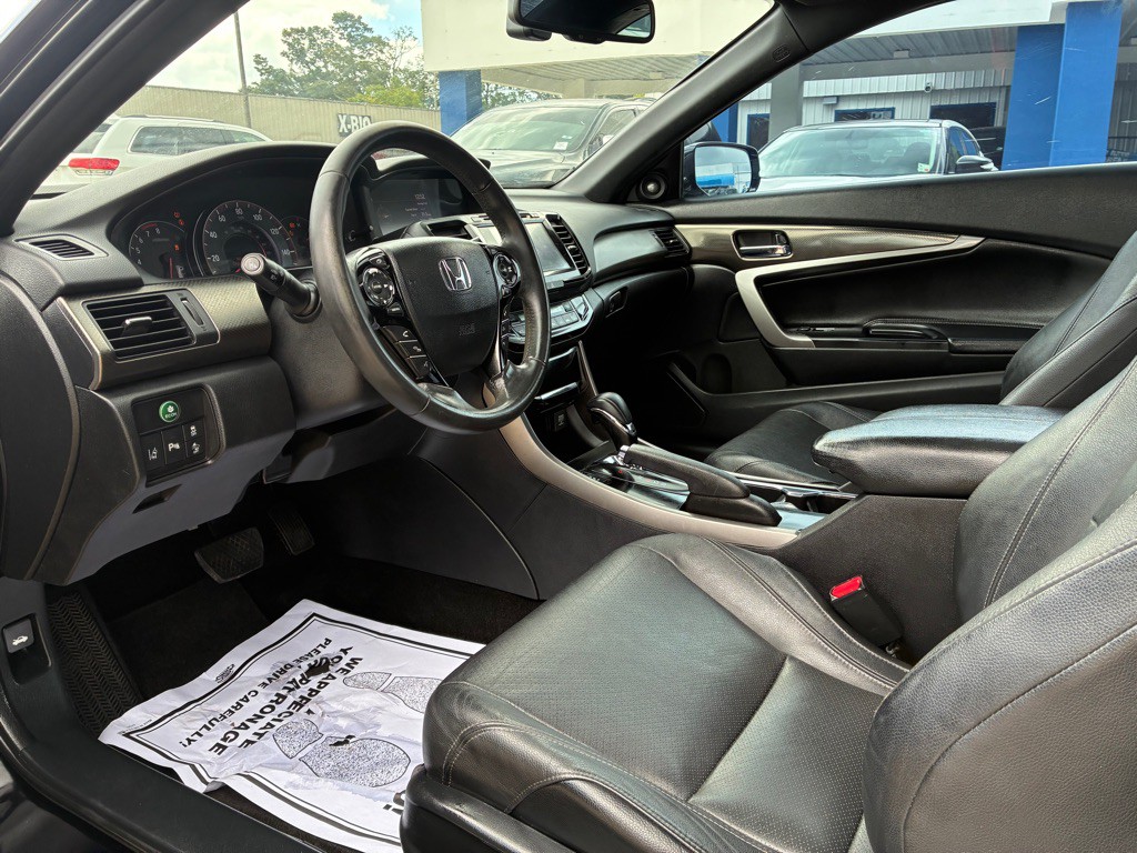 2017 Honda Accord Image 10