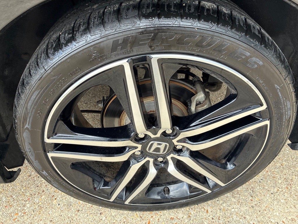 2017 Honda Accord Image 20