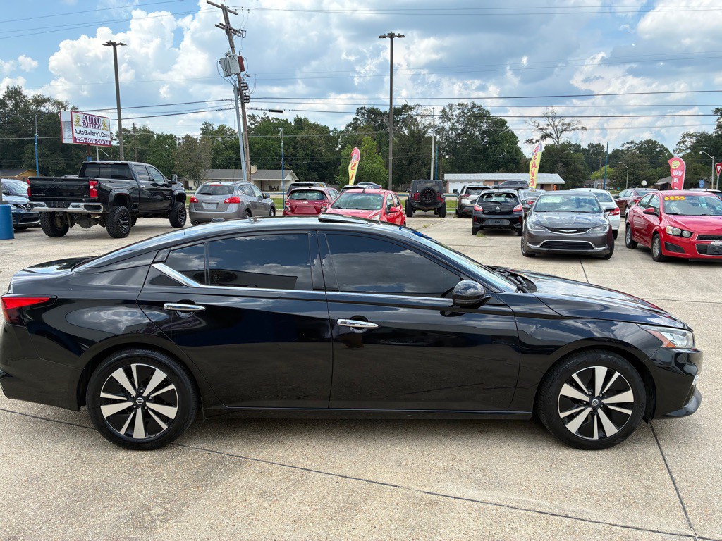 2020 Nissan Altima Image 4