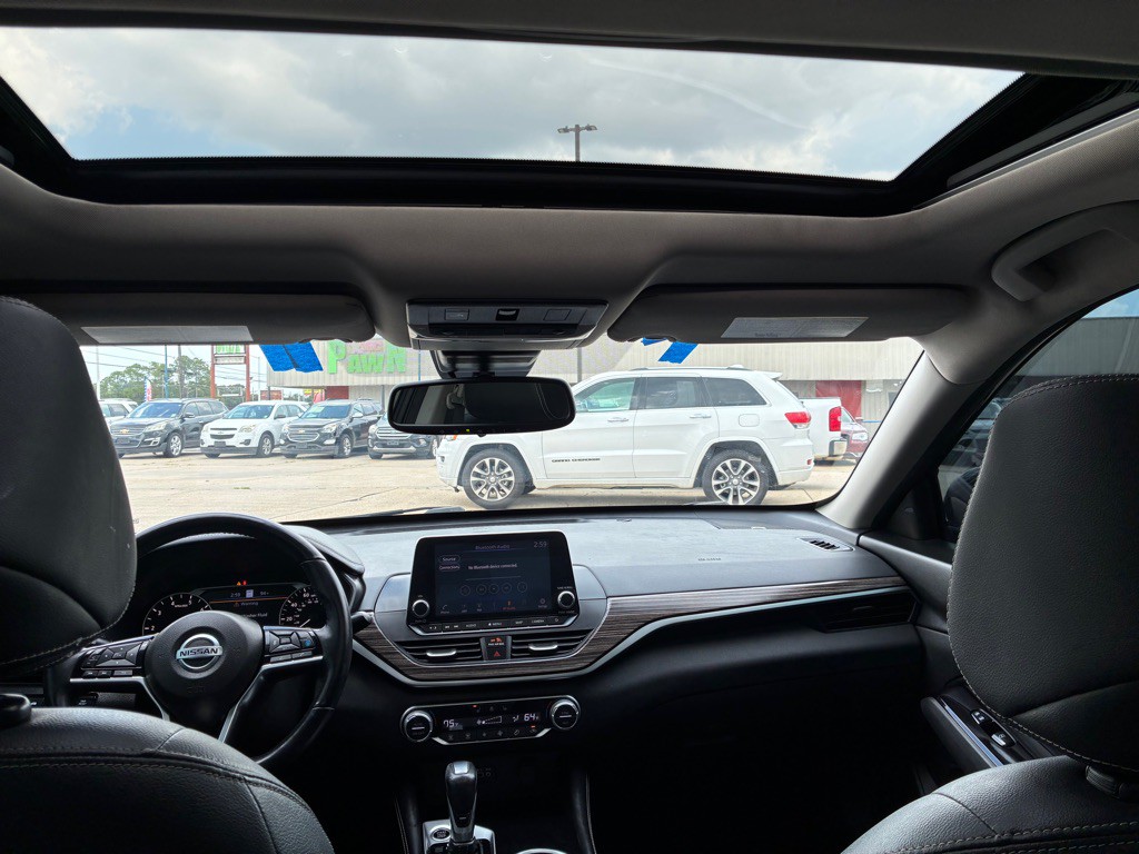2020 Nissan Altima Image 14