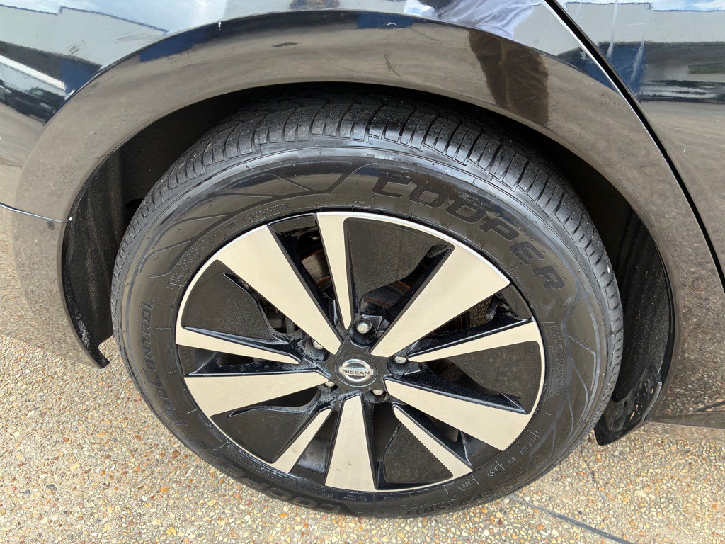 2020 Nissan Altima Image 24