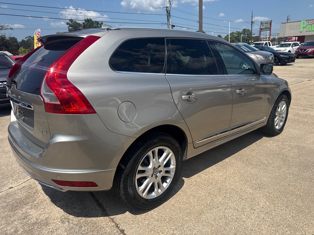 2016 Volvo XC60 Image 6