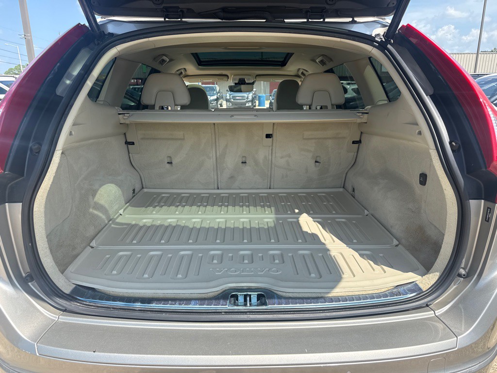 2016 Volvo XC60 Image 24