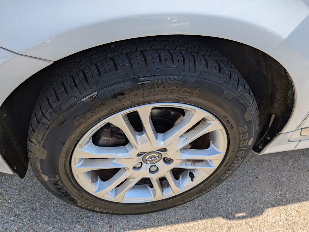 2016 Volvo XC60 Image 24