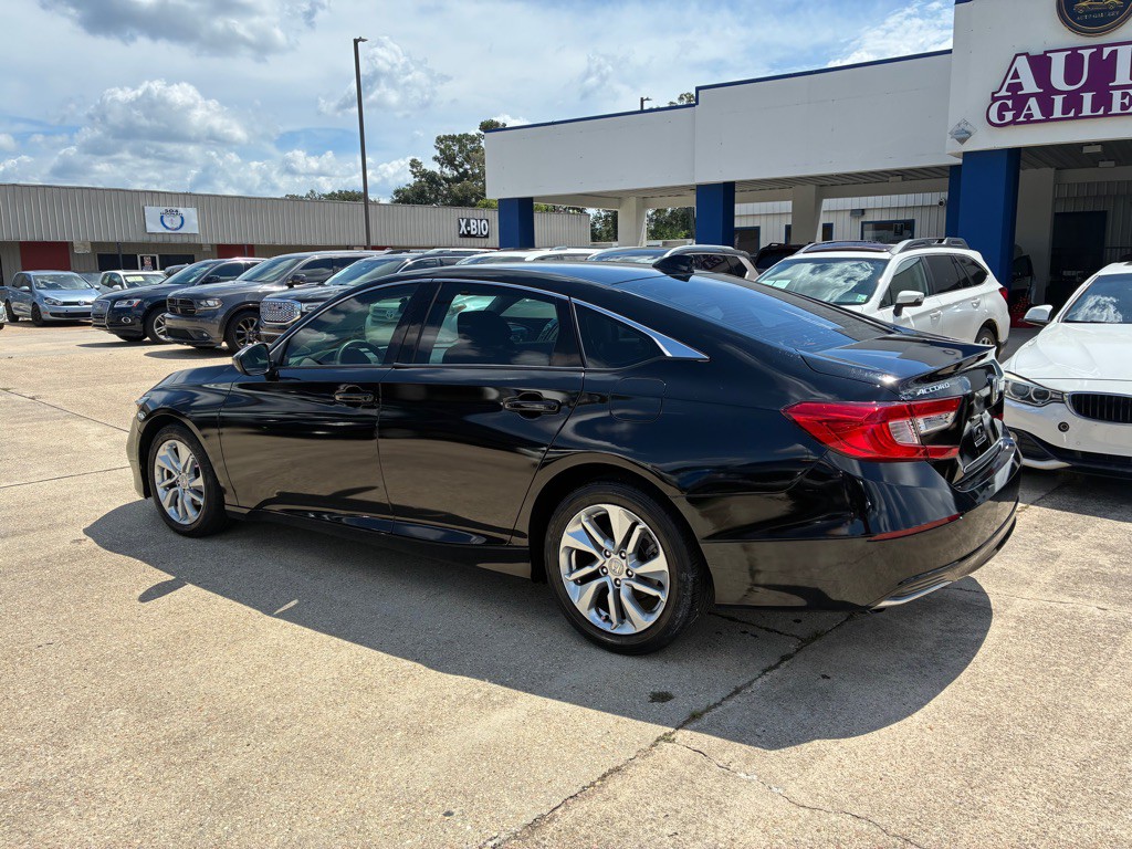 2019 Honda Accord Image 7