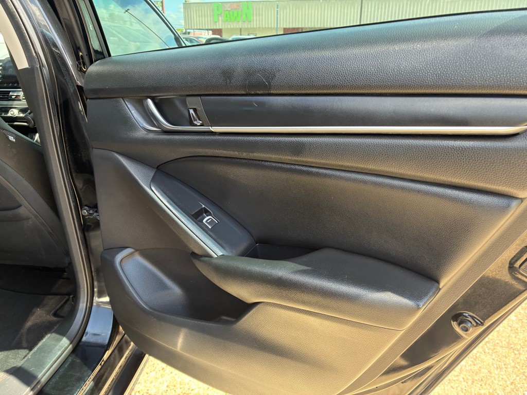 2019 Honda Accord Image 20