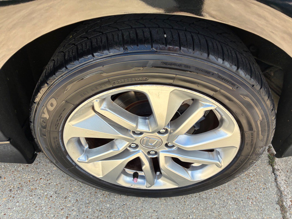 2019 Honda Accord Image 25