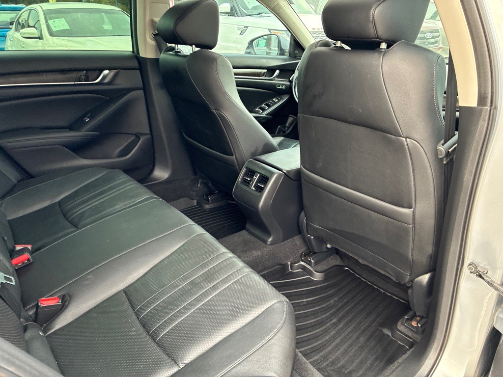 2019 Honda Accord Image 20