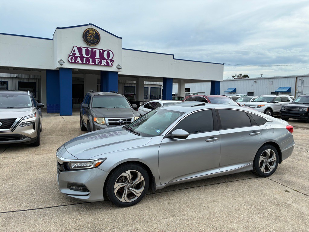 2019 Honda Accord Image 2