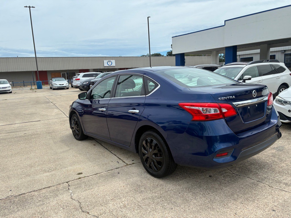 2019 Nissan Sentra Image 7