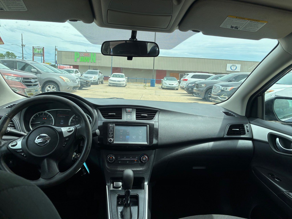 2019 Nissan Sentra Image 15