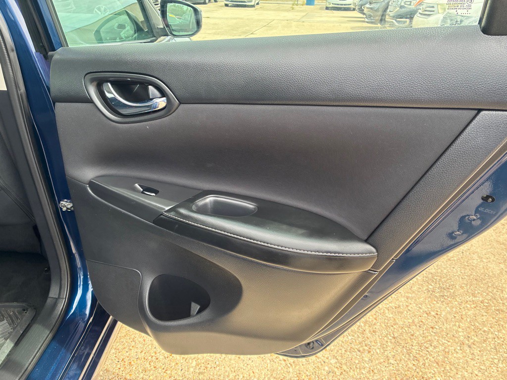 2019 Nissan Sentra Image 18