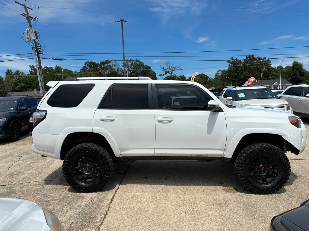 2015 Toyota 4Runner Image 4