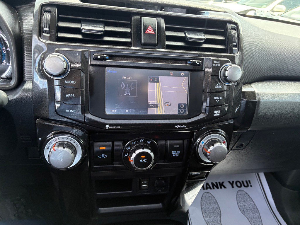 2015 Toyota 4Runner Image 10