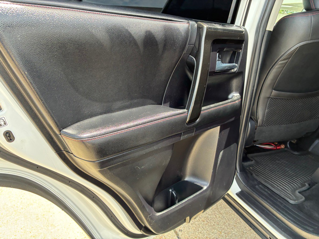 2015 Toyota 4Runner Image 15