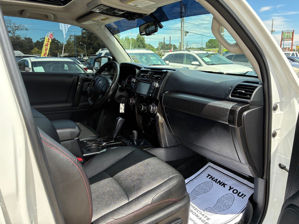2015 Toyota 4Runner Image 19