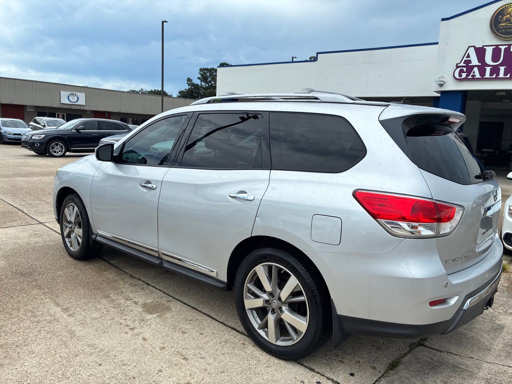 2013 Nissan Pathfinder Image 7