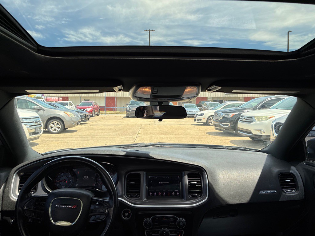 2020 Dodge Charger Image 18