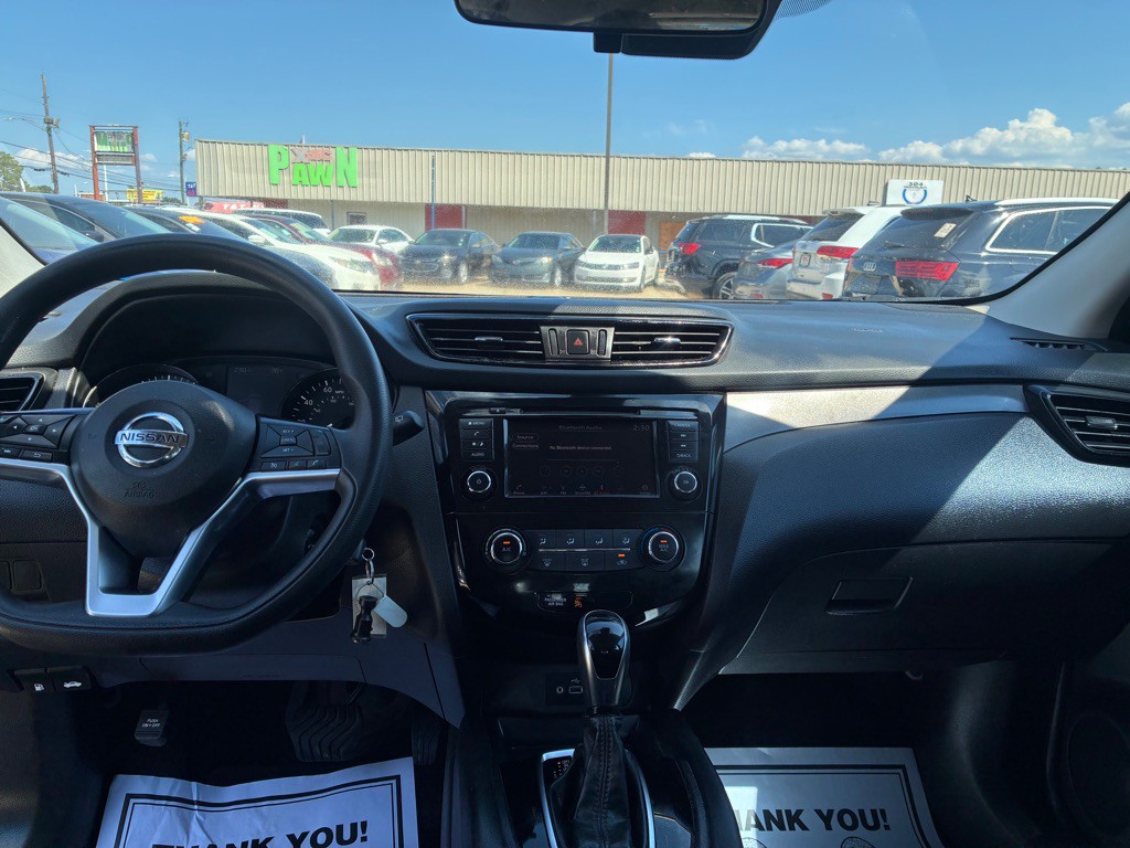2020 Nissan Rogue Image 14